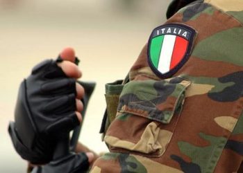 Riguardo alla questione del riarmo, sostenere che in Italia ci si debba occupare d’altro è un esercizio di stucchevole ipocrisia “benaltrista”