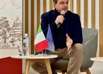 L’OROLOGIO CALENDA CHE DUE VOLTE AL GIORNO SEGNA L’ORA GIUSTA: L’IMBARAZZANTE STRUMENTALIZZAZIONE DEL MAGISTERO PAPALE