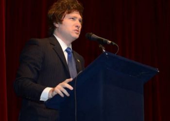 L’ Argentina di Milei e il declino della Povertà e la Ripresa Economica Sotto il suo Governo