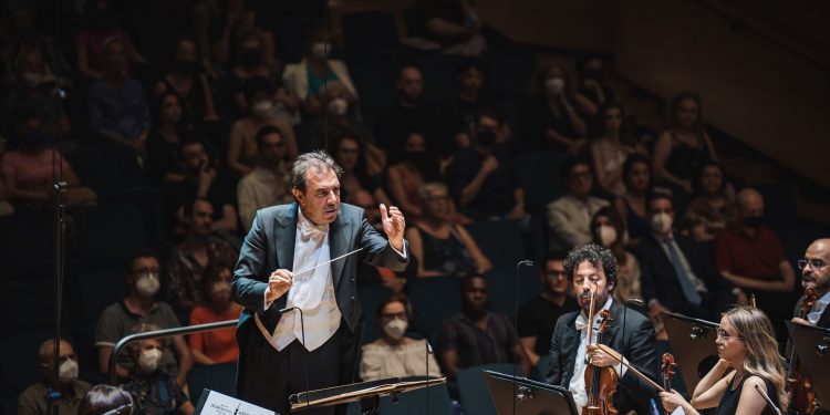 DANIELE GATTI AL MAGGIO MUSICALE: una domenica nel segno di Stravinskij e Prokof’ev