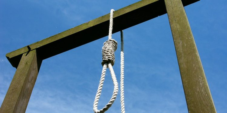 Evin come la Bastiglia, ma la stampa guarda altrove