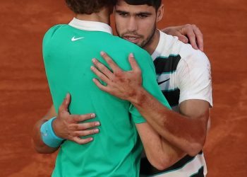 Roland Garros 2025 – Alcaraz trionfa su Sinner in una finale epica