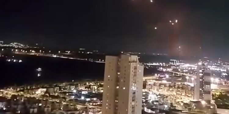 Basta giustificazioni: non è più tempo di ambiguità