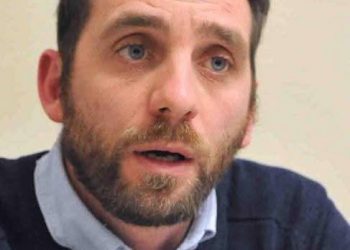 Regionali Toscana: il centrodestra incalza tra crisi del campo largo e logoramento del “modello Giani”