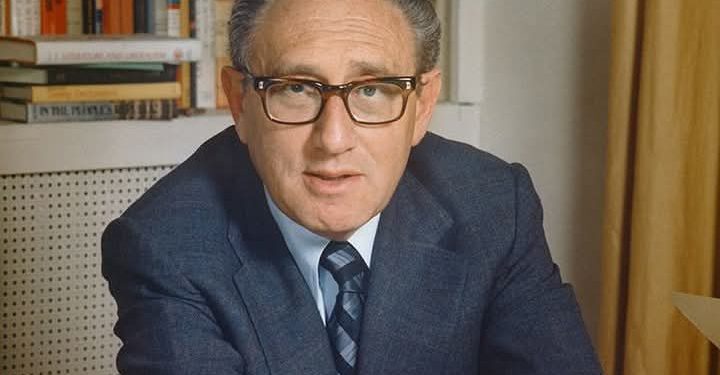 L’Ucraina dovrebbe cedere territori alla Russia