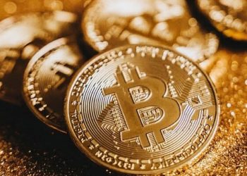 Benvenuti nel Neofeudalesimo Digitale: Non Avrai Nulla, Pagherai per Tutto