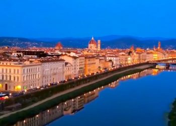 Il potere politico e lo spazio architettonico cittadino. Storie di “Florentia”, la città segnata dai potenti