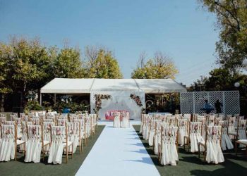 Organizzare un matrimonio in giardino: vantaggi e considerazioni pratiche