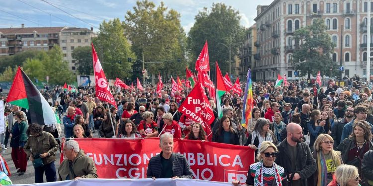 Landini tradisce i lavoratori; Il Lavoro Non Chiede Scontri, Chiede Rispetto