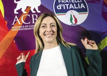 Semplificando molto e astraendo dalla grande varietà di casi nazionali, le destre sono due