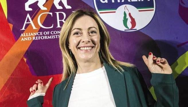 Semplificando molto e astraendo dalla grande varietà di casi nazionali, le destre sono due
