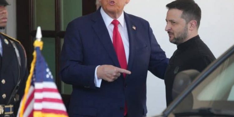 Ucraina: Zelensky e Trump al centro delle discussioni sul piano di pace, l’UE esclusa dai temi cruciali