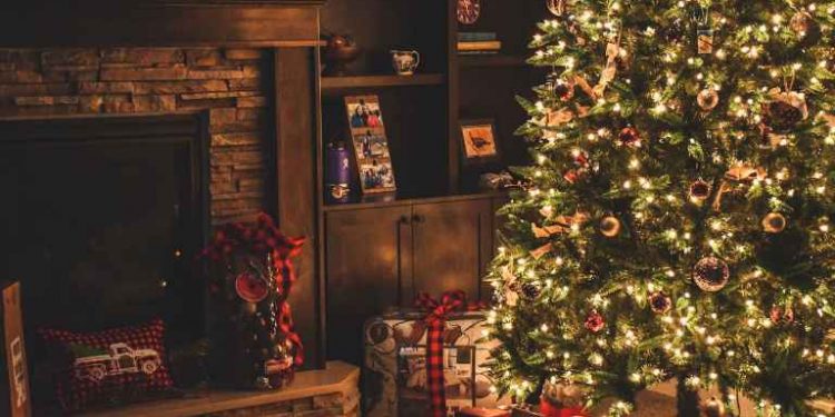 Come decorare casa per il Natale (dal monolocale alla villa)