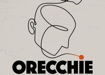 “Orecchie” dal cinema a teatro, quel fischio che racconta le nostre fragilità