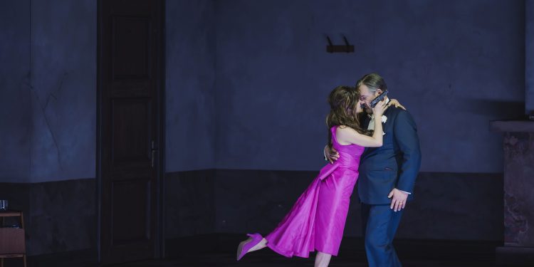 Tra nevrosi e solitudine: Bartok e Poulenc trionfano al Maggio