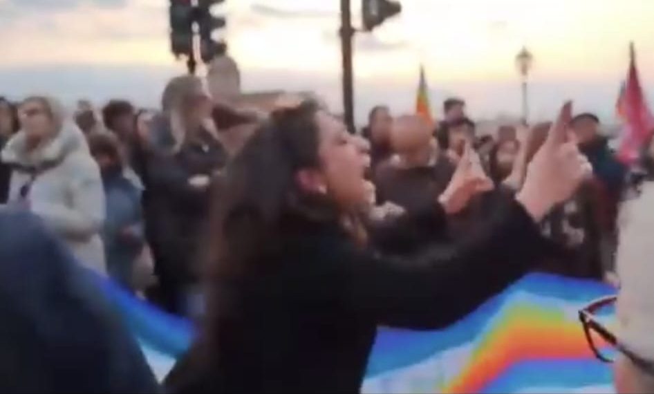 La pace senza libertà non è pace: la lezione di Leila alla piazza fiorentina