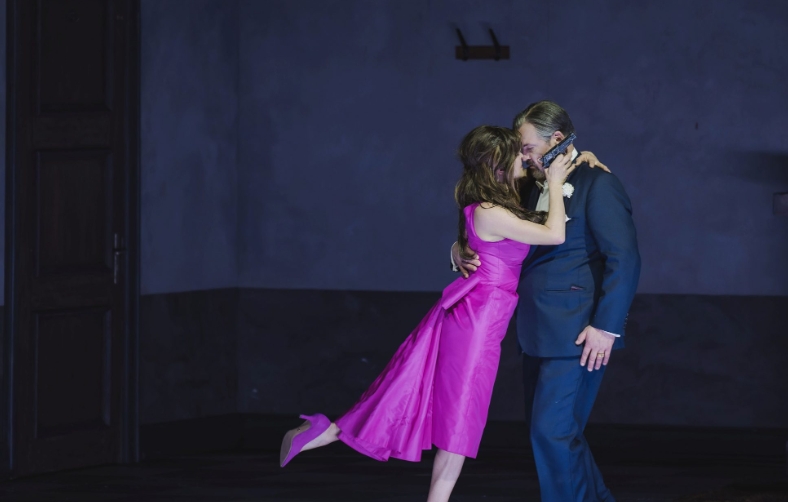 Tra nevrosi e solitudine: Bartok e Poulenc trionfano al Maggio