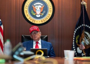Iran più forte, America più divisa: il dilemma di Trump tra guerra e accordo