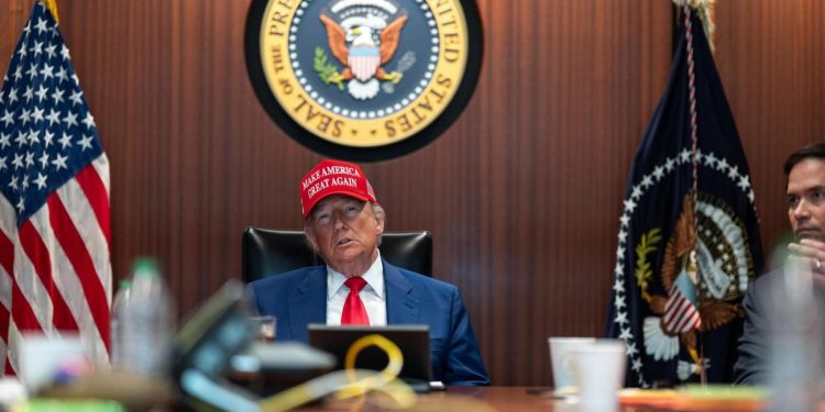 Iran più forte, America più divisa: il dilemma di Trump tra guerra e accordo