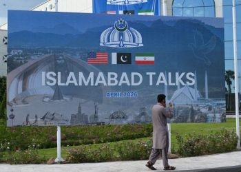 Trump gela l’Iran: “Offerta di pace deludente, solo tattica per guadagnare tempo”