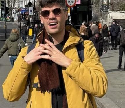 Le “testate” del presidente del Q5 Ferraro Il fasciocomunismo nel Q5 non ammette errori narrativi