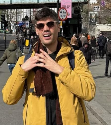 Le “testate” del presidente del Q5 Ferraro Il fasciocomunismo nel Q5 non ammette errori narrativi