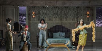 Giulio Cesare di Händel tra barocco e … Agatha Christie?  Prima volta del titolo a Firenze, nella originale lettura scenica di Davide Livermore