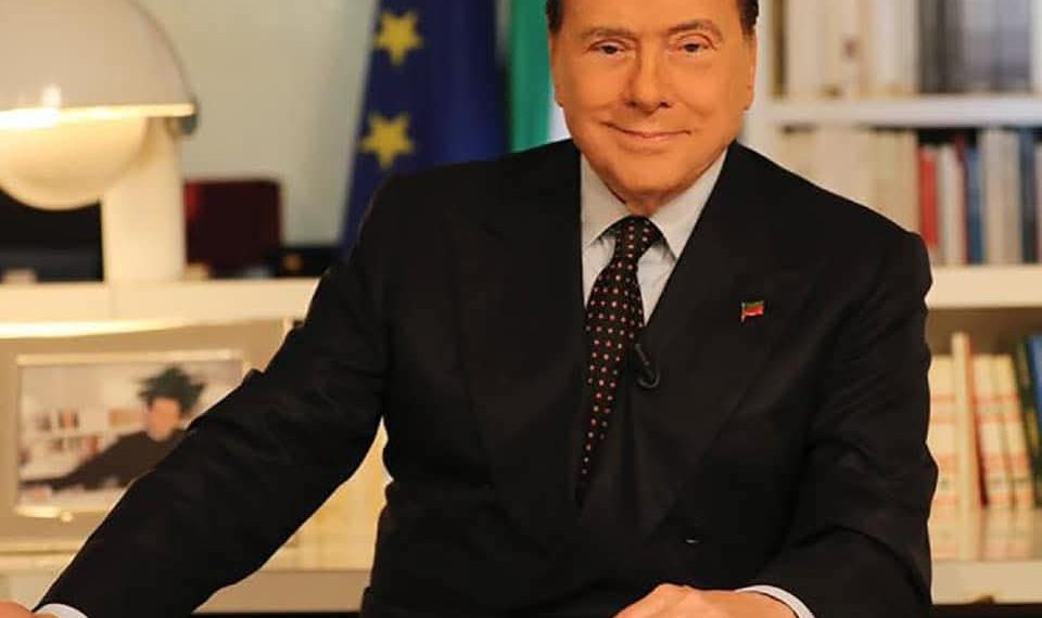 Tre anni fa moriva Silvio Berlusconi: riposi in pace con la gratitudine di averci salvato dalla gioiosa macchina da guerra