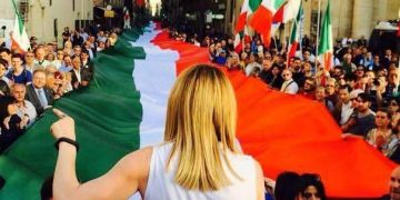 Ma se si formasse un campo largo anche a destra? ​
