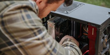 Assistenza e manutenzione UPS: come garantire continuità e sicurezza agli impianti