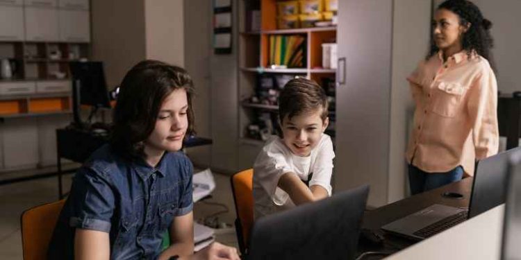 Dal banco di scuola alla realtà: come prepararsi alla didattica interattiva di una vacanza studio all’estero