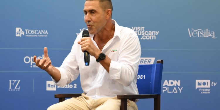 IL GENERALE IN VERSILIANA