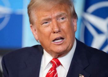 Lunedì scorso il Presidente Donald Trump ha detto, riferendosi all’Oman: “Se si mettono in mezzo, li raderemo al suolo, cazzo”