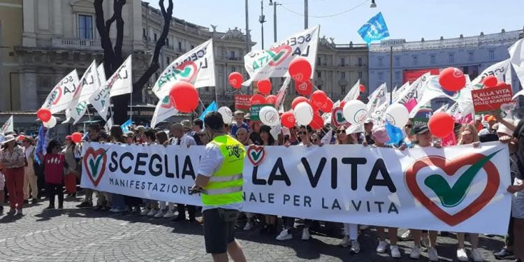 I PROLIFE DIFENDANO LA VERITA’ E NON ACCETTINO IL MALE MINORE