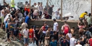 Ceuta, il varco perfetto: quando l’emergenza migratoria diventa un’autostrada per il jihad