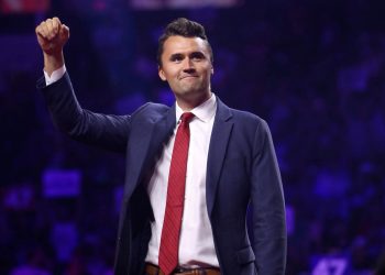 Il prezzo del dissenso: a un anno dalla morte di Charlie Kirk