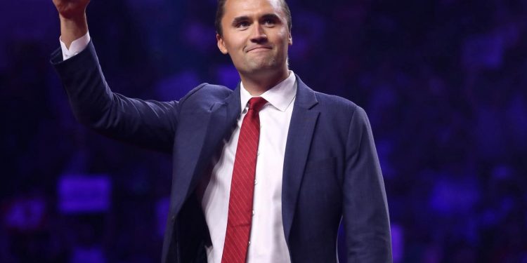 Il prezzo del dissenso: a un anno dalla morte di Charlie Kirk