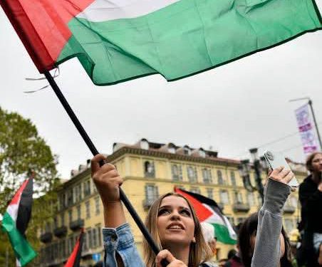 Il mondo al contrario: perché le accuse di nazismo alla destra europea non reggono alla prova dei fatti