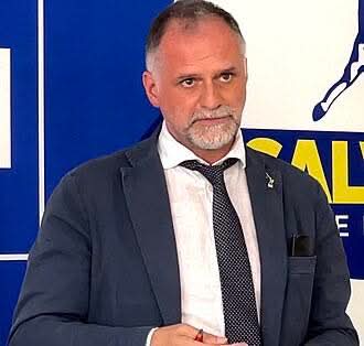 IL COSI’ DETTO CONGRESSO DELLA LEGA PER SALVINI PREMIER E IL CANDIDATO GARAVAGLIA